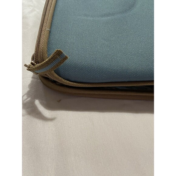 Rachael Ray Casserole Tote Insulated For Heat Zip Closure Folds Flat Wipe Clean - Picture 16 of 16